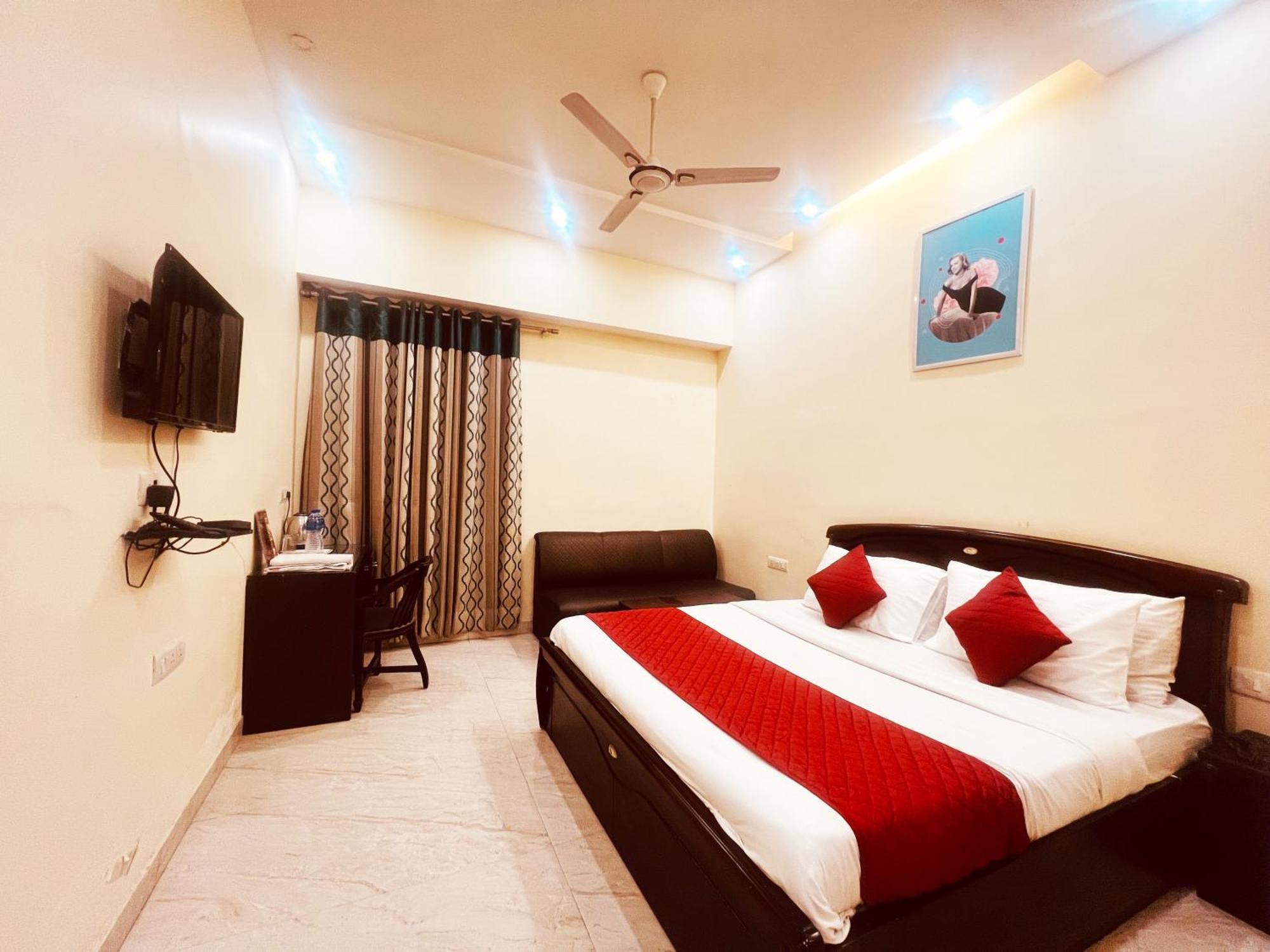Hotel Lagoona And Banquet Hall New Delhi Ngoại thất bức ảnh