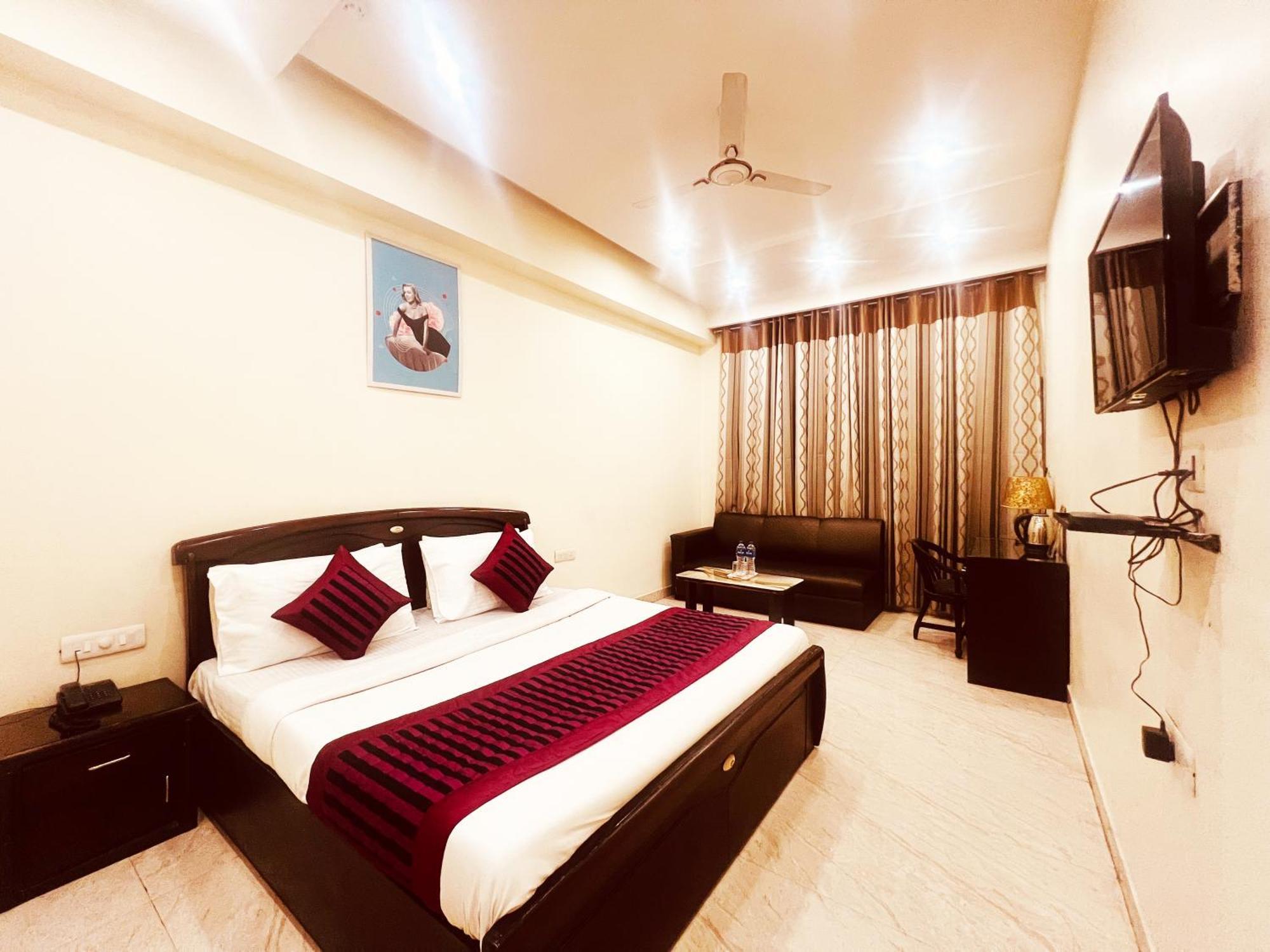 Hotel Lagoona And Banquet Hall New Delhi Ngoại thất bức ảnh